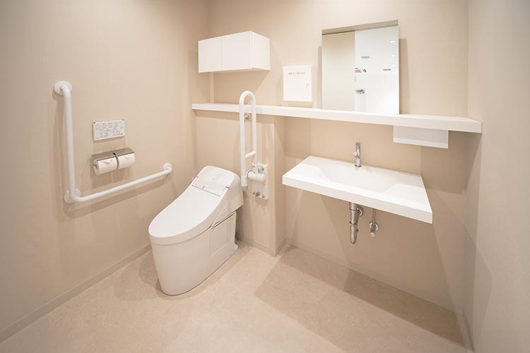 トイレ（院内に男性用トイレはございません）